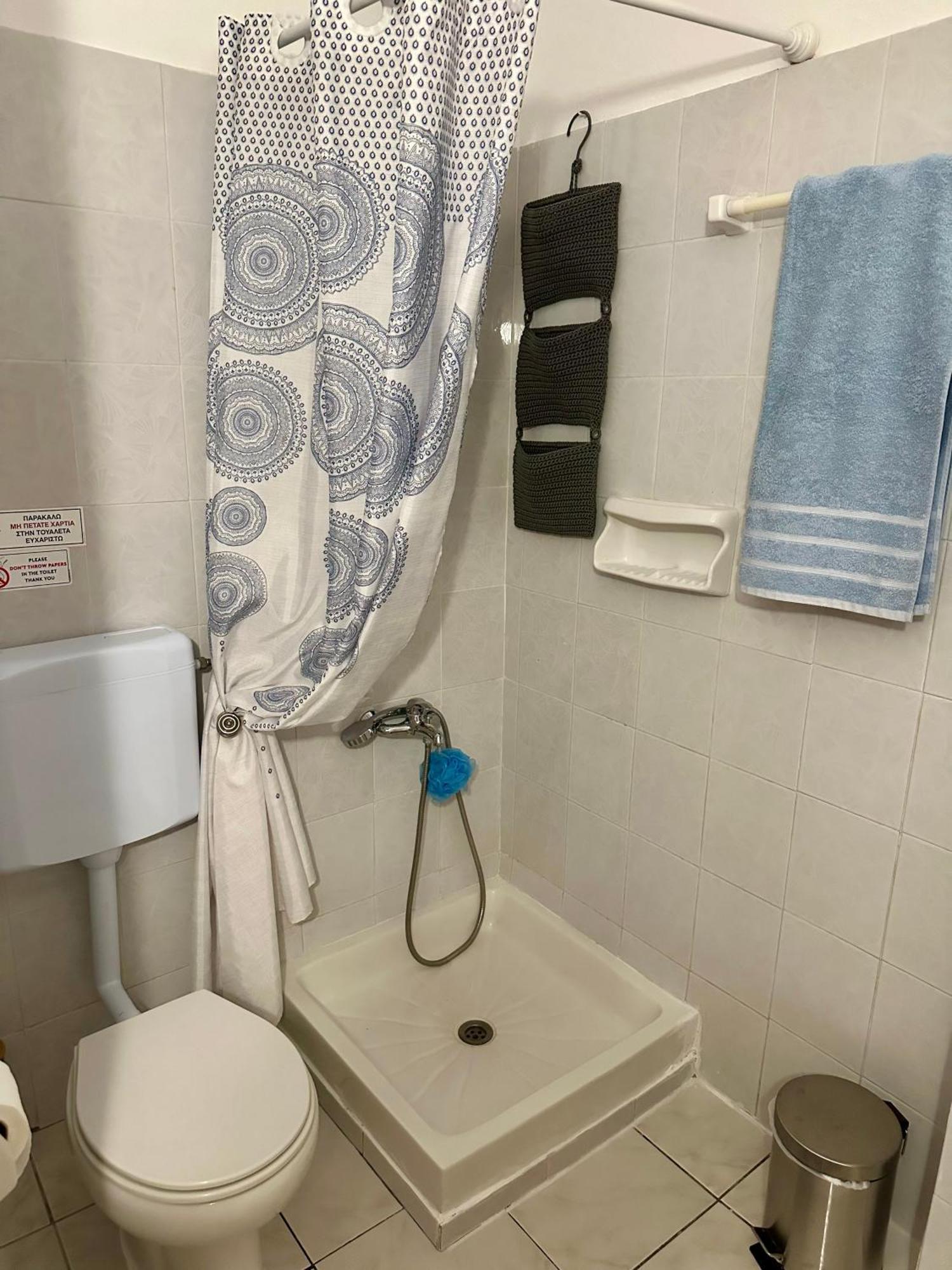 Eratous Seaside House Apartment Varnavas ภายนอก รูปภาพ